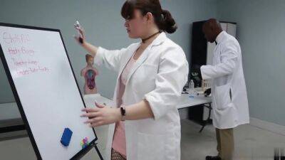 The Experiment With T Rex And Tegan Trex - upornia.com