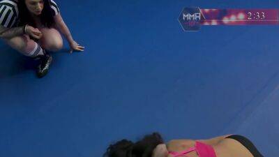 Luna - Mmaxxx - Ella Vs Luna New Edit Fight - upornia.com