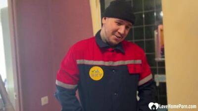 Lucky Plumber Fucking This Brunette Hottie - upornia.com