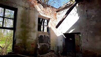 His cum is a great lube for my strapon! Pegging in an abandoned building - veryfreeporn.com