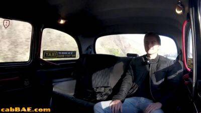 Cute euro cabbie pussyeaten before sideways sex on backseat - sunporno.com