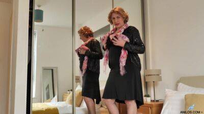 Camilla C - Busty Camilla - upornia.com