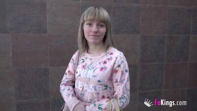 Maria Abril - hclips.com