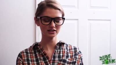 Jade Kush - Nadya Nabakova - The Sluts In The Hall - porntry.com