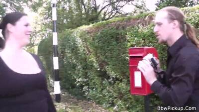 Chubby picked up and fucked after photosession - sexu.com