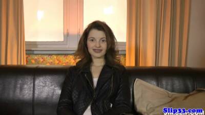 Masturbating eurobabe wanks old british bloke - sexu.com - Britain