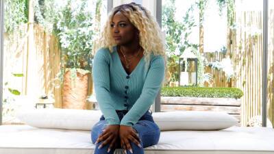 Naomi - She is down for ANYTHING - CastingCouchHD - hclips.com