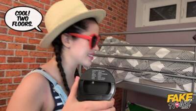 Cassie Fire - Steve Qute - Selfie Girl - porntry.com