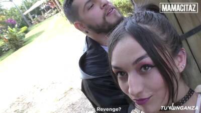 Teen Girlfriend Has A Surprise For Her Boyfriend - sexu.com