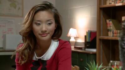 Asian Fucktoy In Ropes - upornia.com