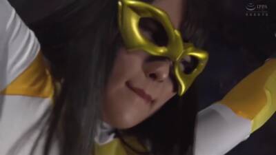 Shapely Heroine Gets Captured And Slowly Seduced - 1 - upornia.com