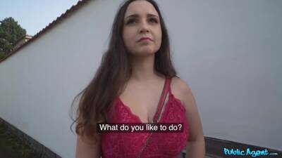 Big Boobs Shown For Cash With Zeynep Rossa And Zeyne P - hclips.com