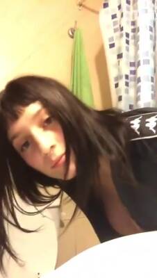 Teen With Big Tits Live On The Toilet - hclips.com