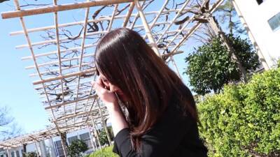 She has a lovely smile and drowns in pleasure with a bed - txxx.com - Japan