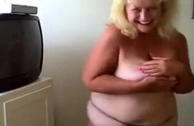 BBW granny dance on webcam - drtuber.com