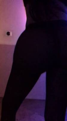 Amateur striptease and Solo masturbation - nvdvid.com