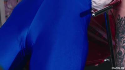 Crush Geek With Mia S - upornia.com