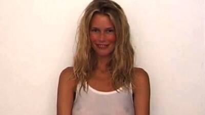 Claudia - Claudia Schiffer zeigt Nippel in einem durchsichtigen Hemd - icpvid.com - Germany