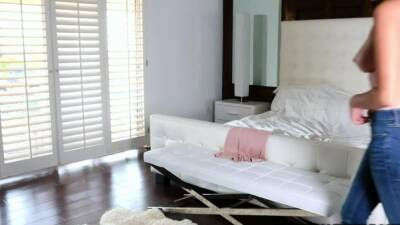 Laine - Madi - Madi Laine gives Jake adams private twerking - icpvid.com