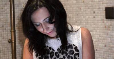 Exquisite chick Iva Zan bounces on hard schlong - icpvid.com - Russia