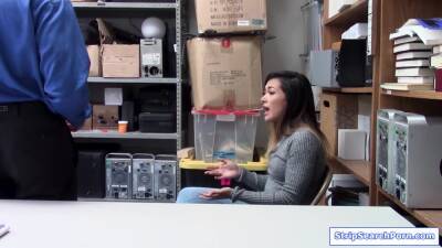 Security guard fucking teen shoplifter - fetishpapa.com