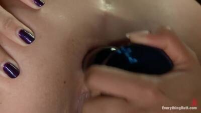 Lezdom Butt Fucking - upornia.com