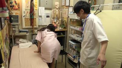 Masseur who deceives and commits a beautiful mature woman of a customer (1) - txxx.com