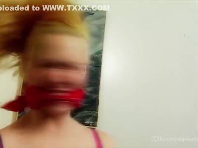 Knotty Kordelia - upornia.com