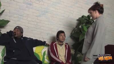 Racist Mom - upornia.com