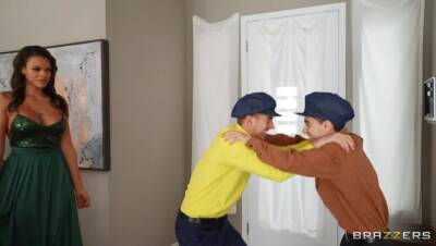 Halle Hayes - Danny D - A Wild & Crazy Cock Stuffing Party - veryfreeporn.com