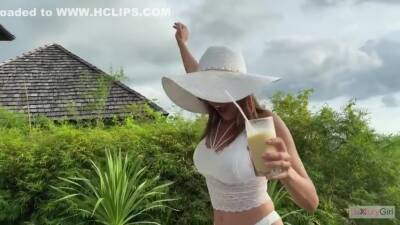 They Fucked So Passionately That Even The Rain Did Not Stop Them - hclips.com