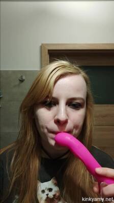 Saliva And Mouth Play - Kinky Amy - hclips.com