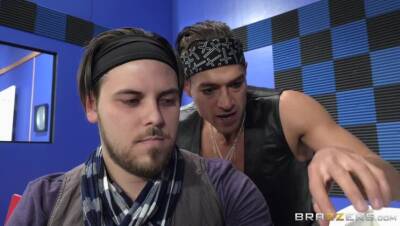 Angela White - Xander Corvus - Jean Shorts - Karma Rx - Xander's World Tour - Ep.2 - porntry.com - Australia