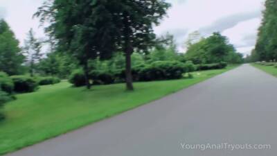 Linda - Linda Weasly Horny Threesome With Katti Gold - upornia.com