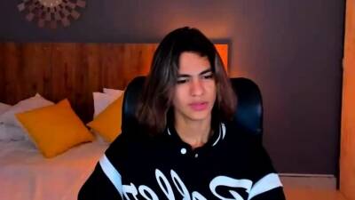 Incredible sexy twink with hard big muscles solo jerking fun - nvdvid.com