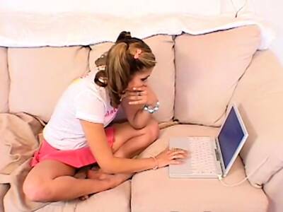 Slutty teen rubs her clit - icpvid.com