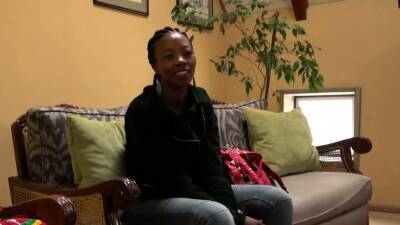 Very Sexy Keisha Giving Becky To Producer - nvdvid.com