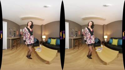 Two For Tea - upornia.com