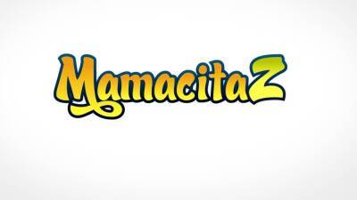 Yenifer Chacon enjoys fucking her Latina pussy - icpvid.com