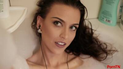 Asmr Relax With Me! Bubble Bath! - hclips.com