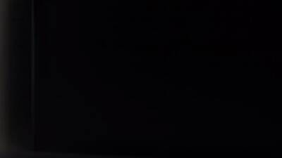 Courtesan fully enjoys cock - icpvid.com