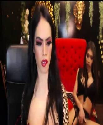 Shemale Couple Giving Each Other A blow job - icpvid.com