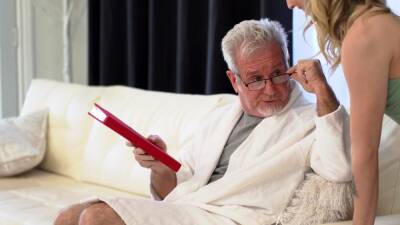 DADDY4K. Daddys Fucking Nightwalker - nvdvid.com