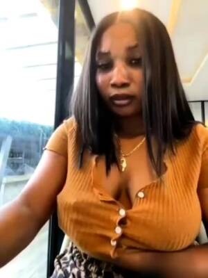 Pretty Ebony showing pussy in public and no one noticing - icpvid.com