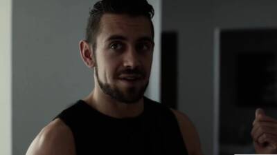 Shy dude throated and bareback friend shemale girlfriend - nvdvid.com