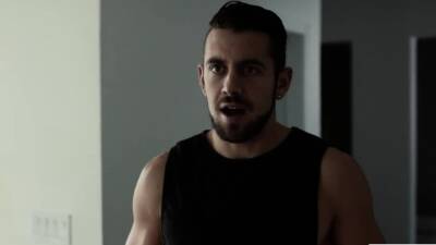 Shy dude throated and bareback friend shemale girlfriend - nvdvid.com