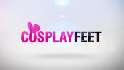 Schoolgirl feet in white stockings - nvdvid.com