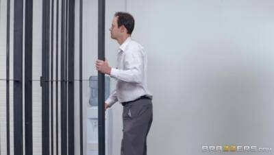 Audrey Bitoni - Jessy Jones - The Future Is Fucked - porntry.com