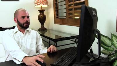 LICENSED TO BLOW - Victoria Paradice reprimanded Big Dick - nvdvid.com