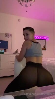 Nude Twerking Video - hclips.com